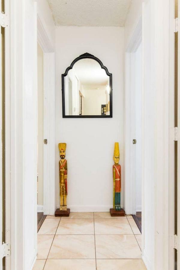 Oasis Near Dfw Airport With Mediterranean Setting Ървинг Екстериор снимка