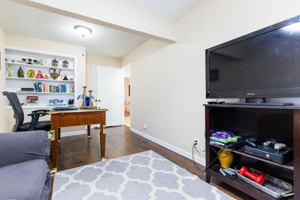 Oasis Near Dfw Airport With Mediterranean Setting Ървинг Екстериор снимка