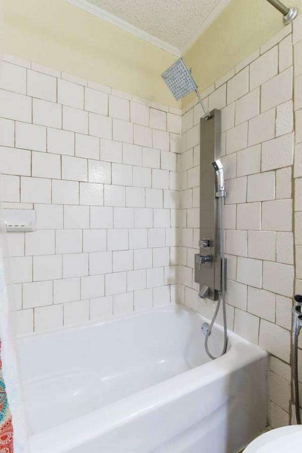 Oasis Near Dfw Airport With Mediterranean Setting Ървинг Екстериор снимка